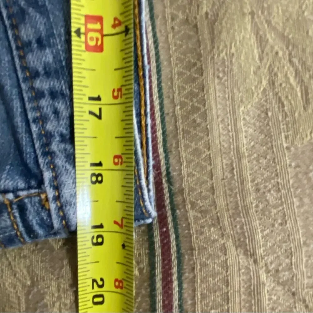 Vintage‎ Levi’s Dark Blue Wash Straight Leg Mens Size 38” x 32” Y2K Faded